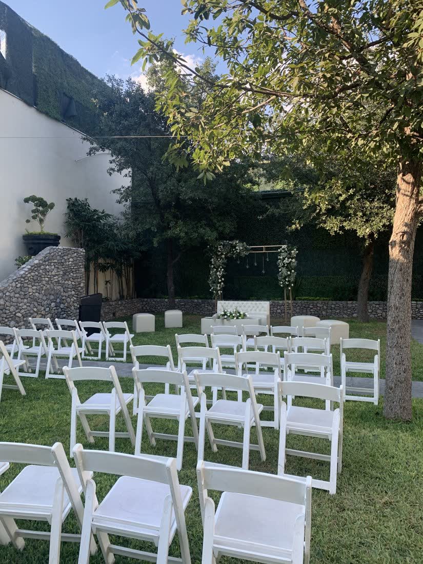 Ceremonia en el jardín